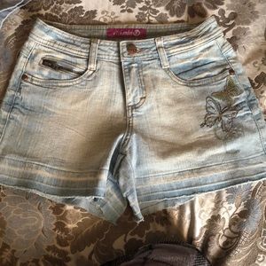 Light wash girls shorts